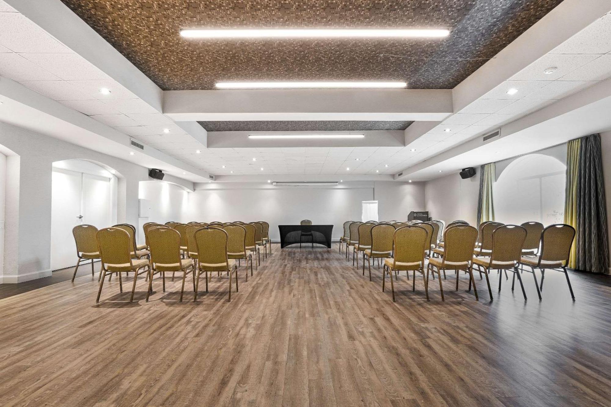 ויקטוריה-ויל Hotel Le Victorin, An Ascend Hotel Collection Member מראה חיצוני תמונה
