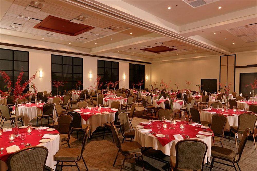 ויקטוריה-ויל Hotel Le Victorin, An Ascend Hotel Collection Member מראה חיצוני תמונה